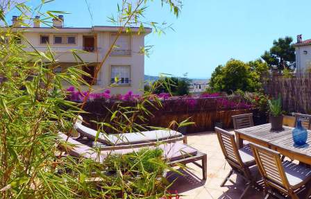 Broussailles, 2 Pièces meublé avec gout, grande terrasse aperçu mer Broussailles, 2 Pièces meublé avec gout, grande terrasse aperçu mer
