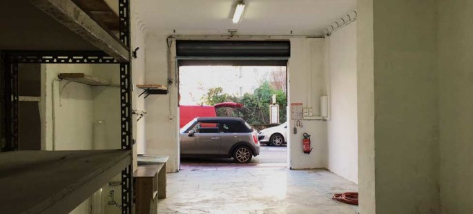 Cannes – Local commercial entrepôt, proche centre ville
