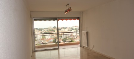 Proche centre Leclerc, Grand 2 pièces 57 m² vue dégagée mer, terrasse, parking Proche centre Leclerc, Grand 2 pièces 57 m² vue dégagée mer, terrasse, parking