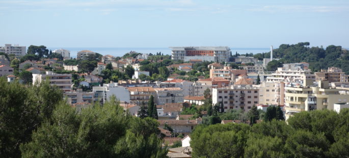 Collines du Cannet, Vue mer, 4 pièces de 122 m² avec terrasse d’angle, double stationnement Collines du Cannet, Vue mer, 4 pièces de 122 m² avec terrasse d’angle, double stationnement
