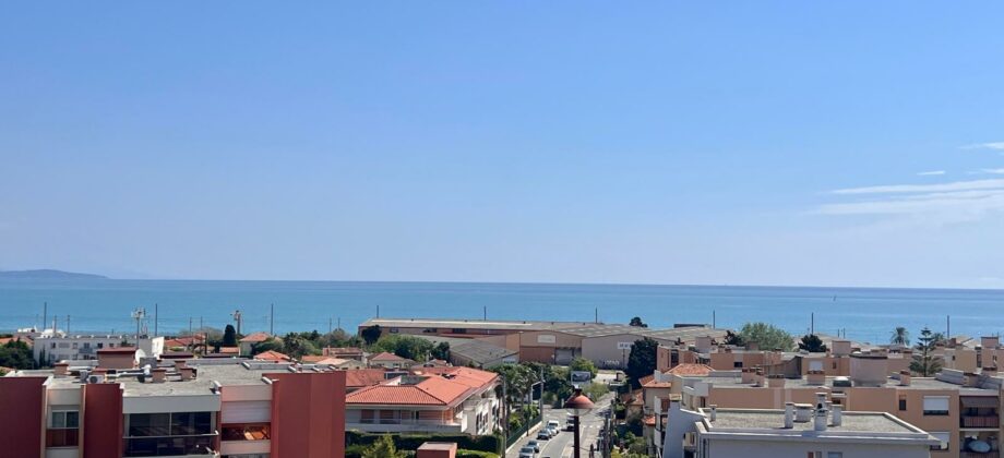 Antibes , 2 pièces avec vue mer panoramique, stationnement