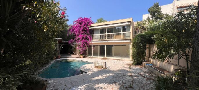 Le Cannet Moulières, maison 4/5 pièces avec piscine et jardin, double stationnement, Le Cannet Moulières, maison 4/5 pièces avec piscine et jardin, double stationnement,