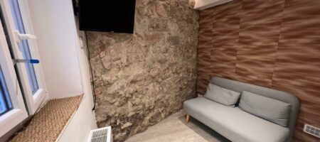 Suquet, Studio meublé au RDC